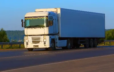 Ankara ile Uzundere Arası Öğrenci Eşyası Taşıma